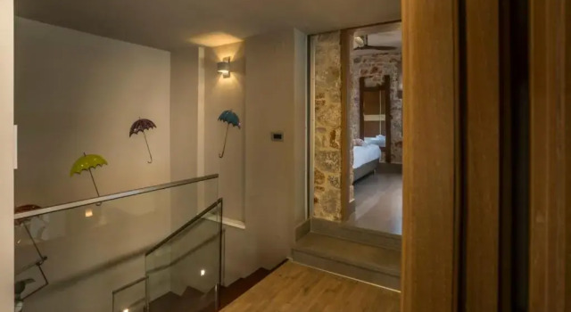 Superior Villa Aphrodite with Pool near Chania, Забронировать Вилла Отели Даратсос с парковкой, Парковка