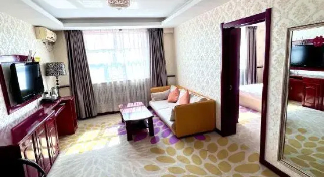 Люкс Business Hailin Blue View Business Hotel (Railway Station)