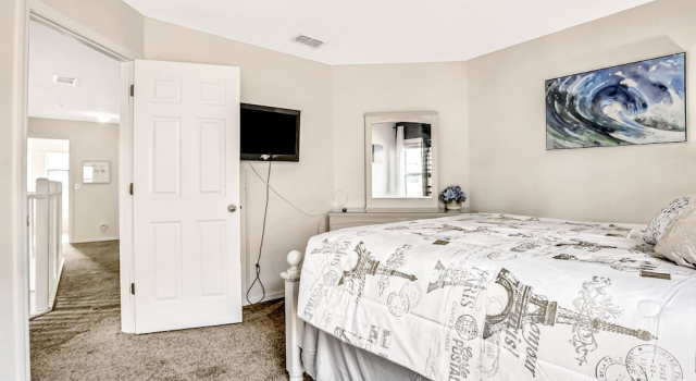 Charming Home With Pool, Pool Spa, Lanai, Central AC, & Washer/dryer