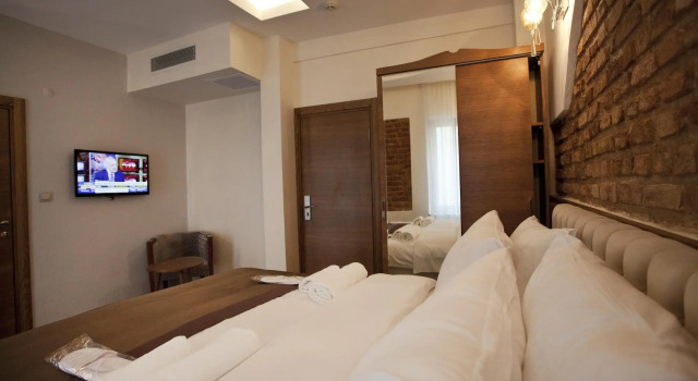 Pera Line Hotel