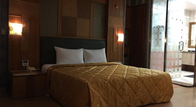 Номер Comfort Wen Mei Motel