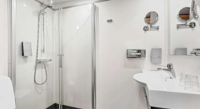 Семейный номер Standard с балконом и с видом на море Best Western Hotel Corallen