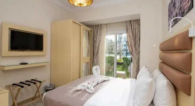 Люкс с 3 комнатами с видом на залив Marom Port Said Resort & Beach