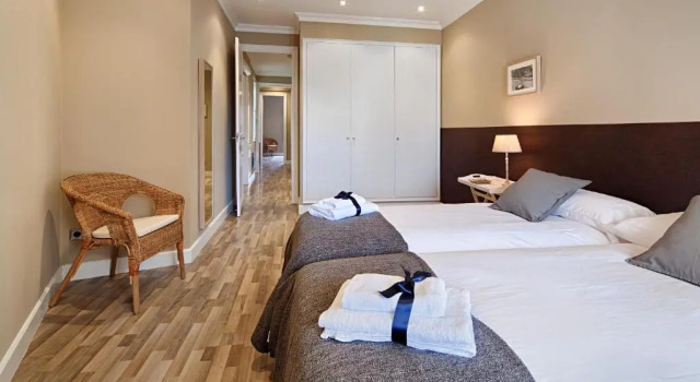 Апартаменты Habitat Apartments Eixample Balconies