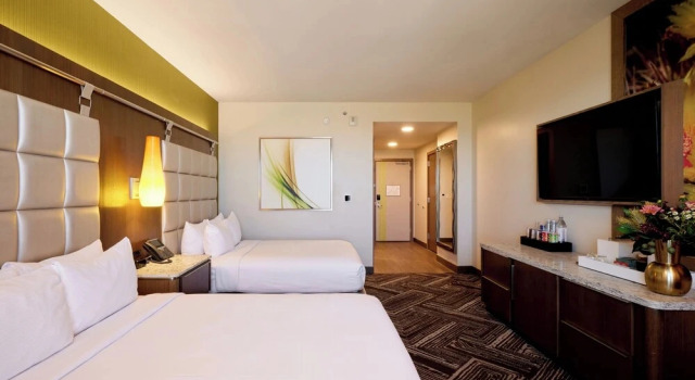 Четырёхместный номер Standard с балконом Gila River Resorts & Casinos – Wild Horse Pass