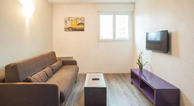 Четырёхместный номер Standard City Résidence Chelles