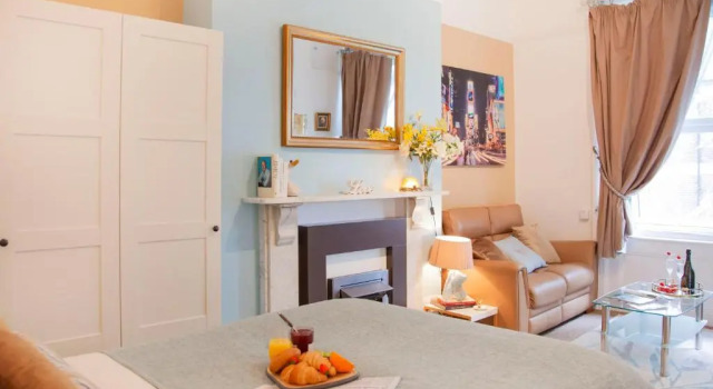 Bournemouth apt for 2 Parking Walk to town & beach, Varaa Huoneisto Asunnot kohteessa Merseyside, Huoneisto