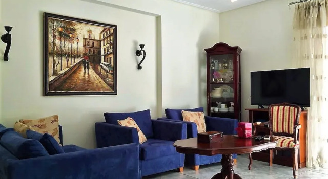 Comfy 3rd Floor Flat and Pspace, Забронировать Отель Отели Афины с парковкой, рядом с Здание греческого парламента, Парковка