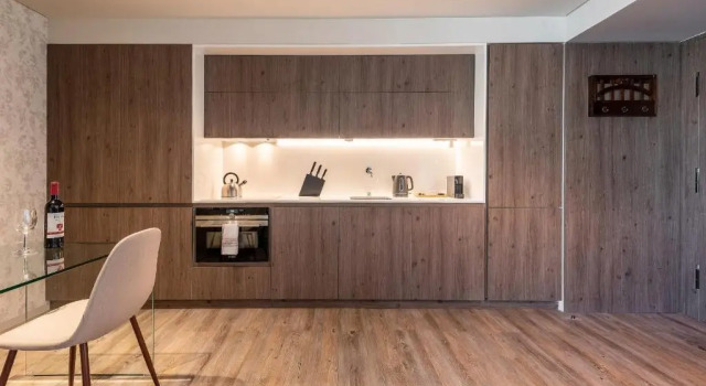 Апартаменты Mid-century Apartment Near Cais do Sodré