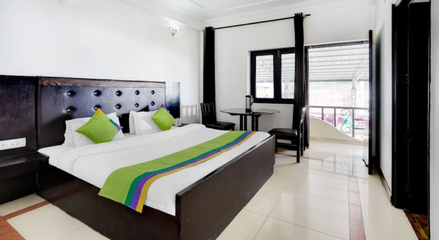 Номер Premium Treebo Trend Mussoorie Club