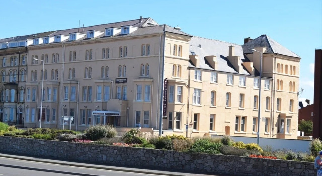 Westminster Hotel, Забронировать Отель Отели и гостиницы Рила, рядом с Пляж Rhyl, Отель