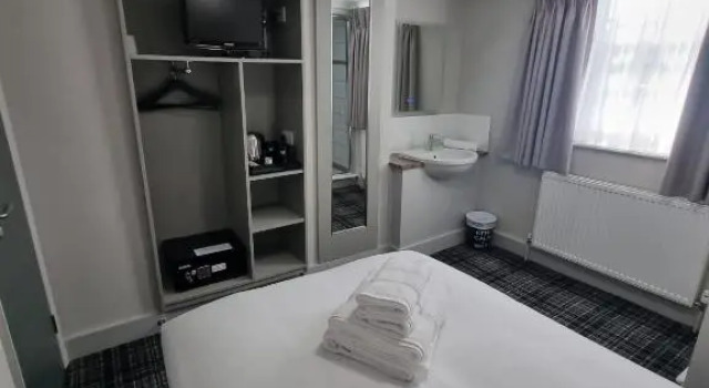 Номер Standard Howard Winchester Hotel