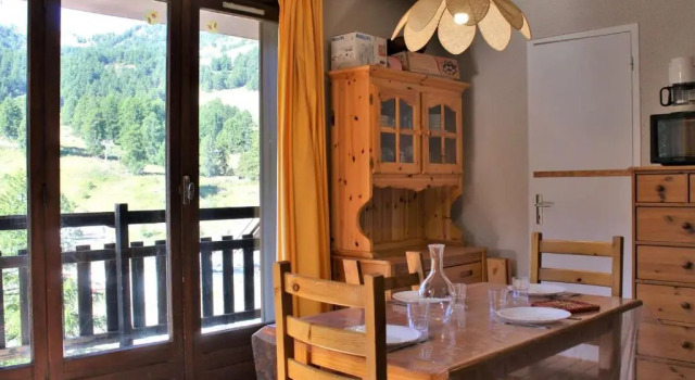 Appartement Risoul, 2 pièces, 5 personnes - FR-1-330-79, Book Lejlighed Hoteller i Rhône-Alps med pool, Swimmingpool