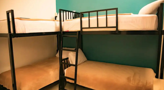 Четырёхместный номер Standard PVO Hostel