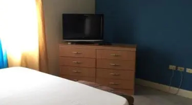 Kingston Paradise Place Guesthouse, Prenota Affittacamere Kingston Giamaica