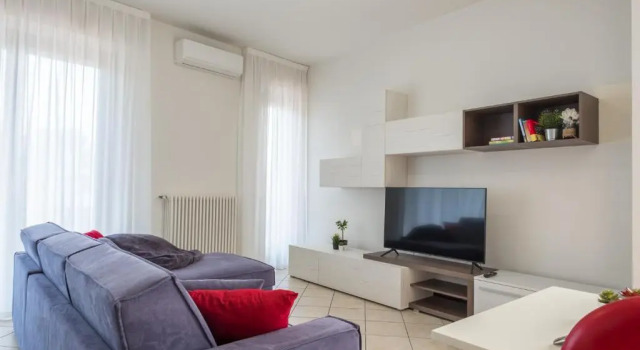 Апартаменты By The Lake Apartments - Centro Storico