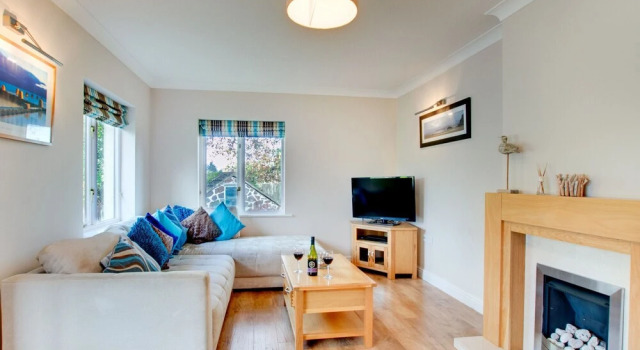 Luxurious Holiday Home in Saundersfoot With Fireplace, Забронировать Отель Сондерсфут 