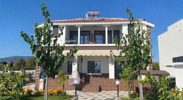 Guest House Costa 1, Забронировать Гостевой дом Кариани Македония
