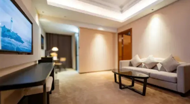 Люкс Business GreenTree Slow Trip Grand Hotel (Bayi Square First Affiliated Hospital)