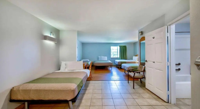 Номер Classic Oyo Townhouse Sulphur,LA Extended Stay I-10