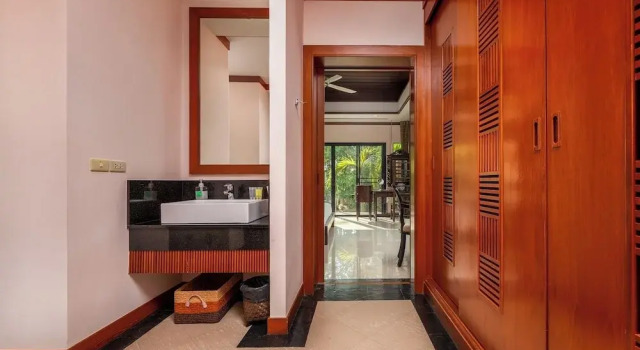 Вилла Luxury Baan Bua Estate Villas by TropicLook
