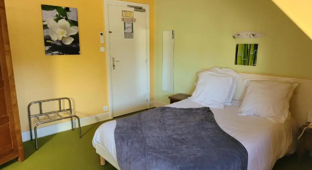 Auberge De L'Olive, Boek Hostel Hotels in Franche-Comte met ontbijt, Ontbijt