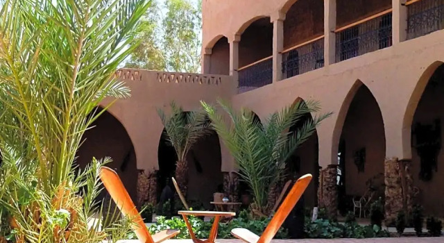 Hotel NOMAD PALACE, Rezerwuj Hotel Merzouga Ar-Raszidijja
