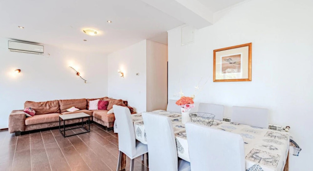 Pet Friendly Home In Zrnovska Banja, Prenota Hotel Hotel a Croatian Islands con piscina, Piscina