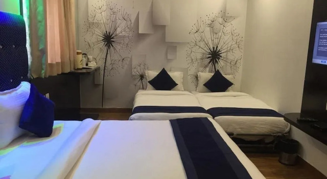 Hotel Blue Pearl, Забронировать Отель Отели Таджгандж 5 звезд, 5*