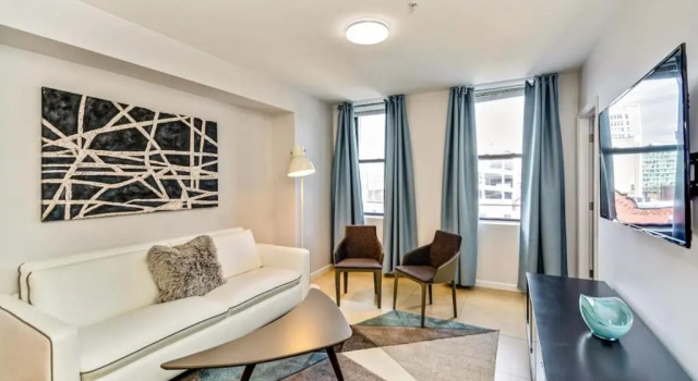 Апартаменты Forget the Hotel and Stay in Style in a 2bd Apt