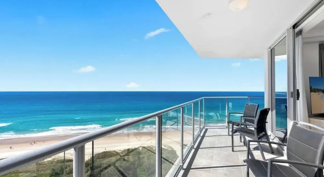 Апартаменты Luxury Talisman Beachfront 16th Floor 49