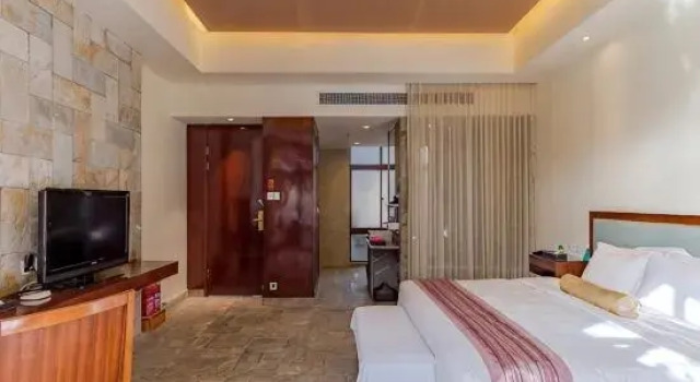 Suite Shumyip Hot Spring Hotel