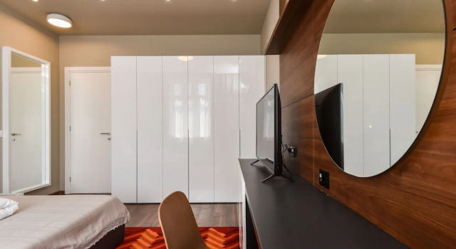 FM Premium Luxury 3-BDR Apartment - Traditional and Modernity, Book Apartment Sofia 