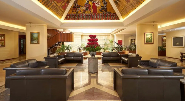 AKROS by BlueBay, Prenota Hotel Quito Sierra