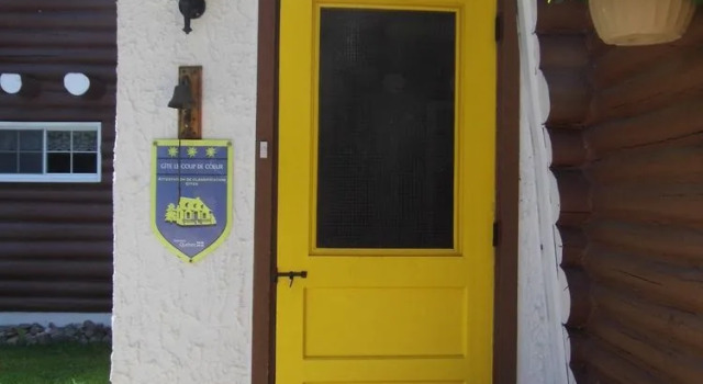 Gîte le Coup de Coeur, Rezervovat Hotel Hotely v Laurentians se snídaní, Snídaně