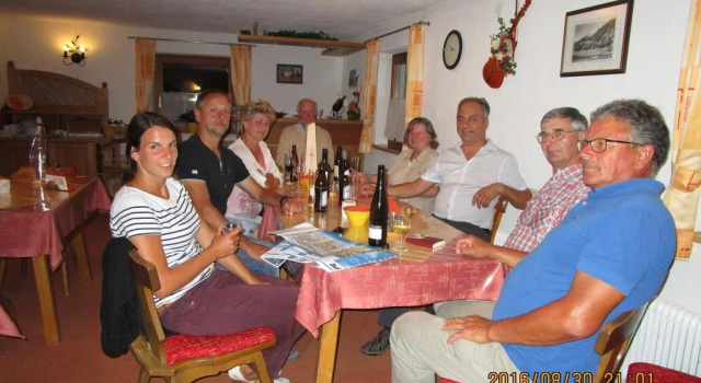 Gästehaus Helga, Rezervați Hotel Hoteluri în Tirol cu parcare, Parcare