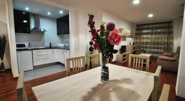 Apartamentos Hemar Granada, Забронировать Апартаменты/квартира Гранада Granada Province, рядом с Музей народных традиций и искусств Los Tiros de Granada