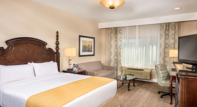 Ayres Suites Ontario at the Mills Mall - Rancho Cucamonga
