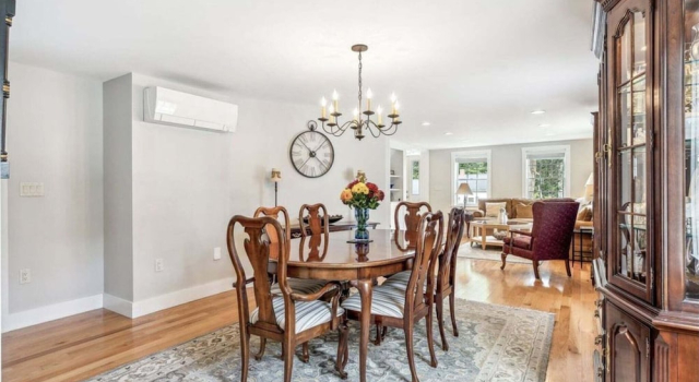 Коттедж Lakeside Retreat Limit 10 3 Bedroom Home