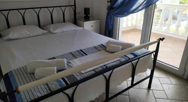 Luxurious Garden House Between Aegean & Olympus, Book Hotel Leptokaria 