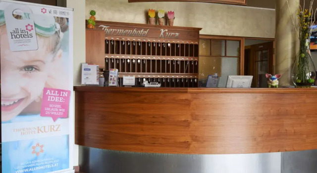 Thermenhotel Kurz