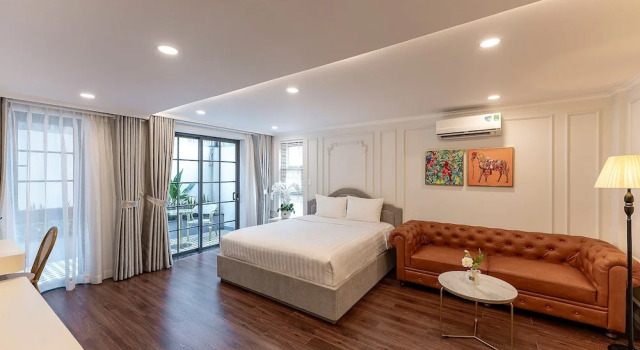 Люкс Comfort Golden Sun Apartment & Hotel
