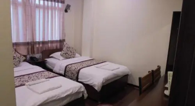 Yuzana Aung Hotel, Book Hotel Sittwe Rakhine State