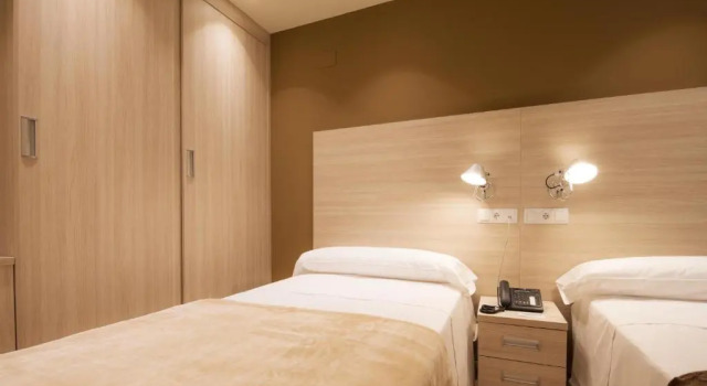 Hotel Hormilla, Book Hotel Billige hoteller i La Rioja