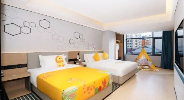Семейный люкс Deluxe Microtel by Wyndham Xishuangbanna Mengle