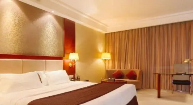 Kaifu Jianguo Hotel, Rezervovat Hotel Čeng-čou Henan