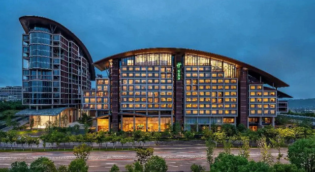 Holiday Inn Jingdezhen by IHG, Prenota Hotel Jingdezhen Jiangxi