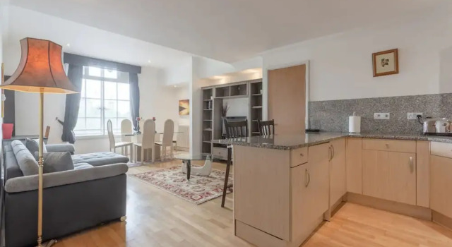 Апартаменты Large & Central 2BD Flat - Tower Hill