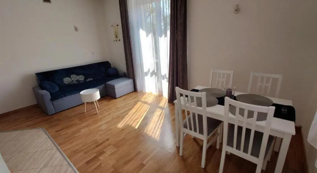 Apartament Amber, Varaa Huoneisto Dolny Sopot 