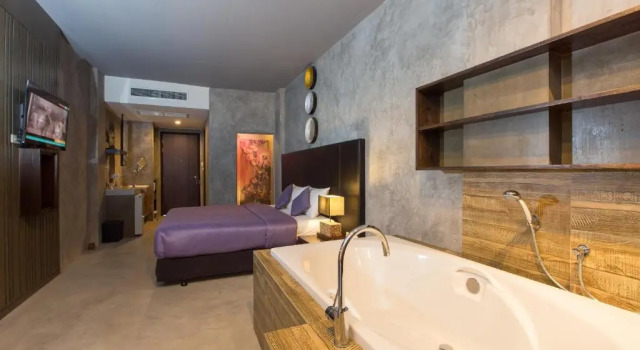 Двухместный номер Superior с частичным видом на море Patong Signature Boutique Hotel